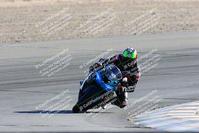 media/Jan-08-2022-SoCal Trackdays (Sat) [[1ec2777125]]/Turn 10 (2pm)/